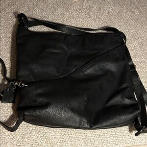 Brix and Bailey Women’s Crossbody/Backpack Black Leather Bag